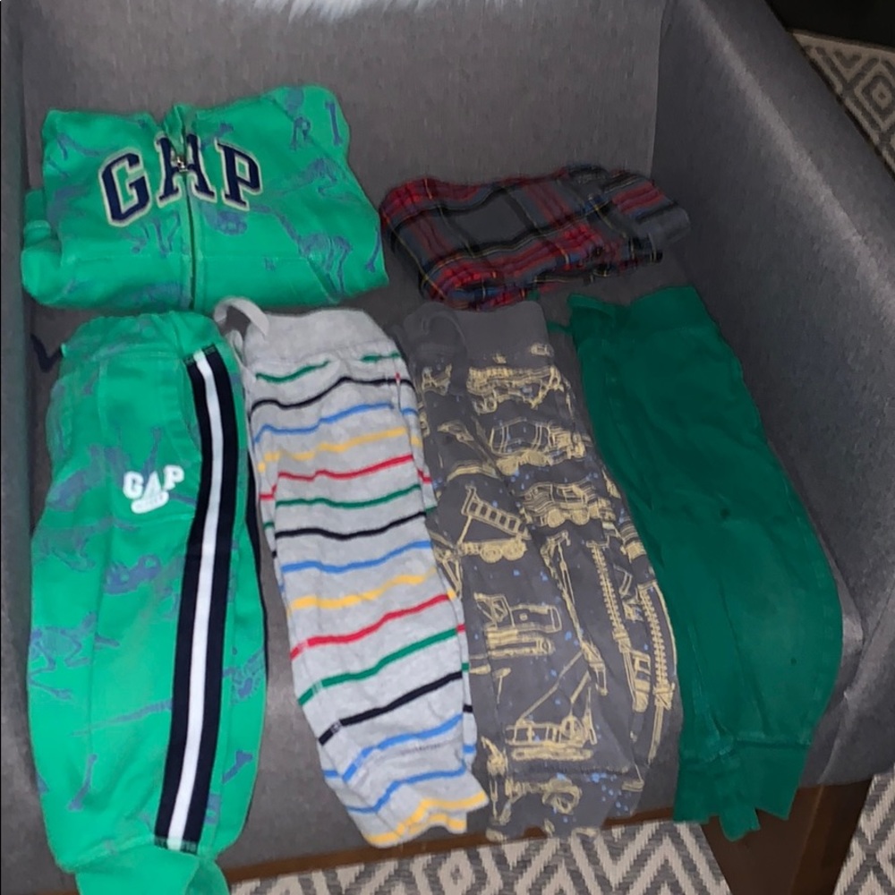 Gap bottoms lot 7  pcs